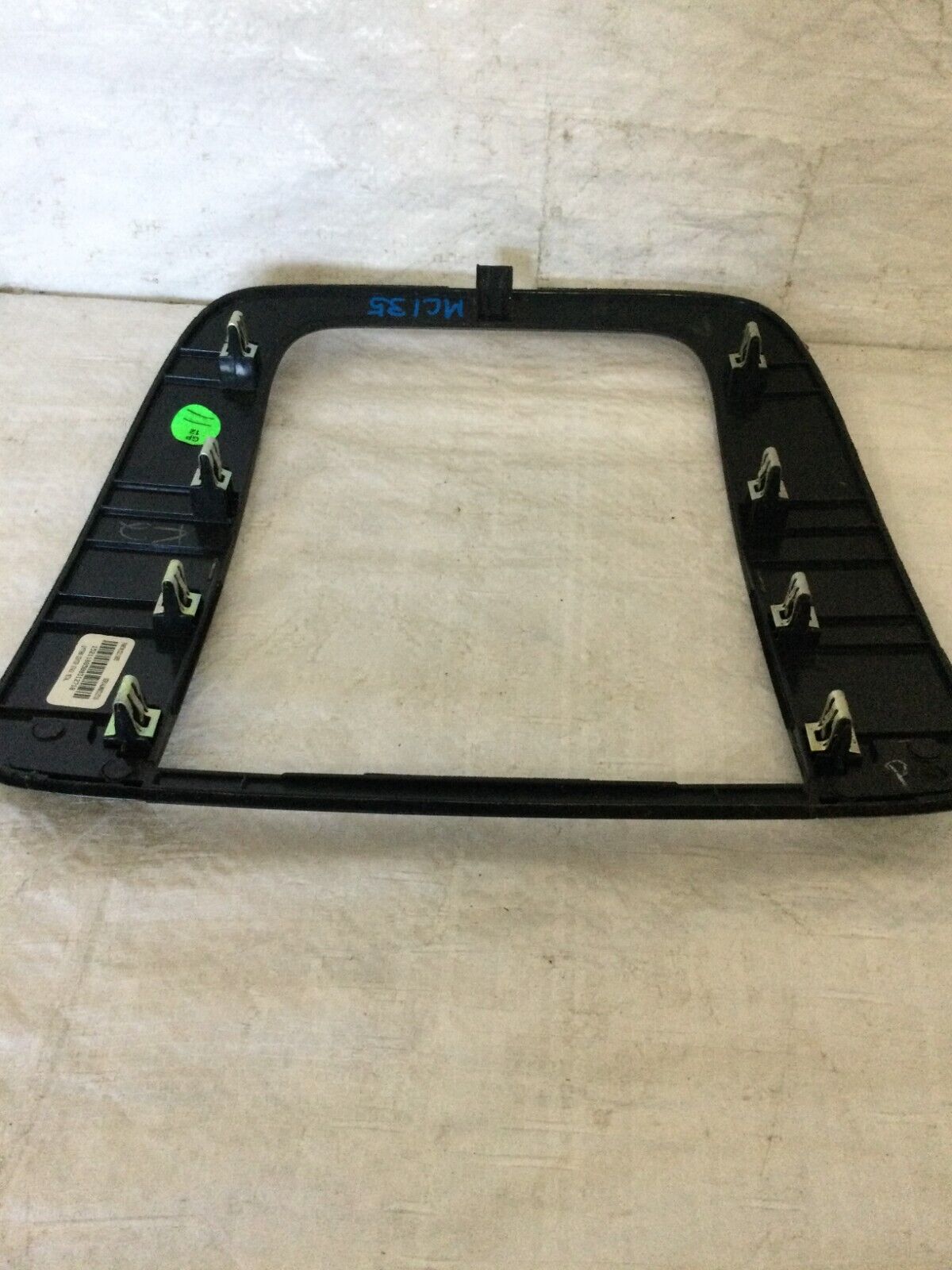 2007 - 2013 Radio Climate Bezel OEM Avalanche Silverado Sierra Tahoe Yukon 
