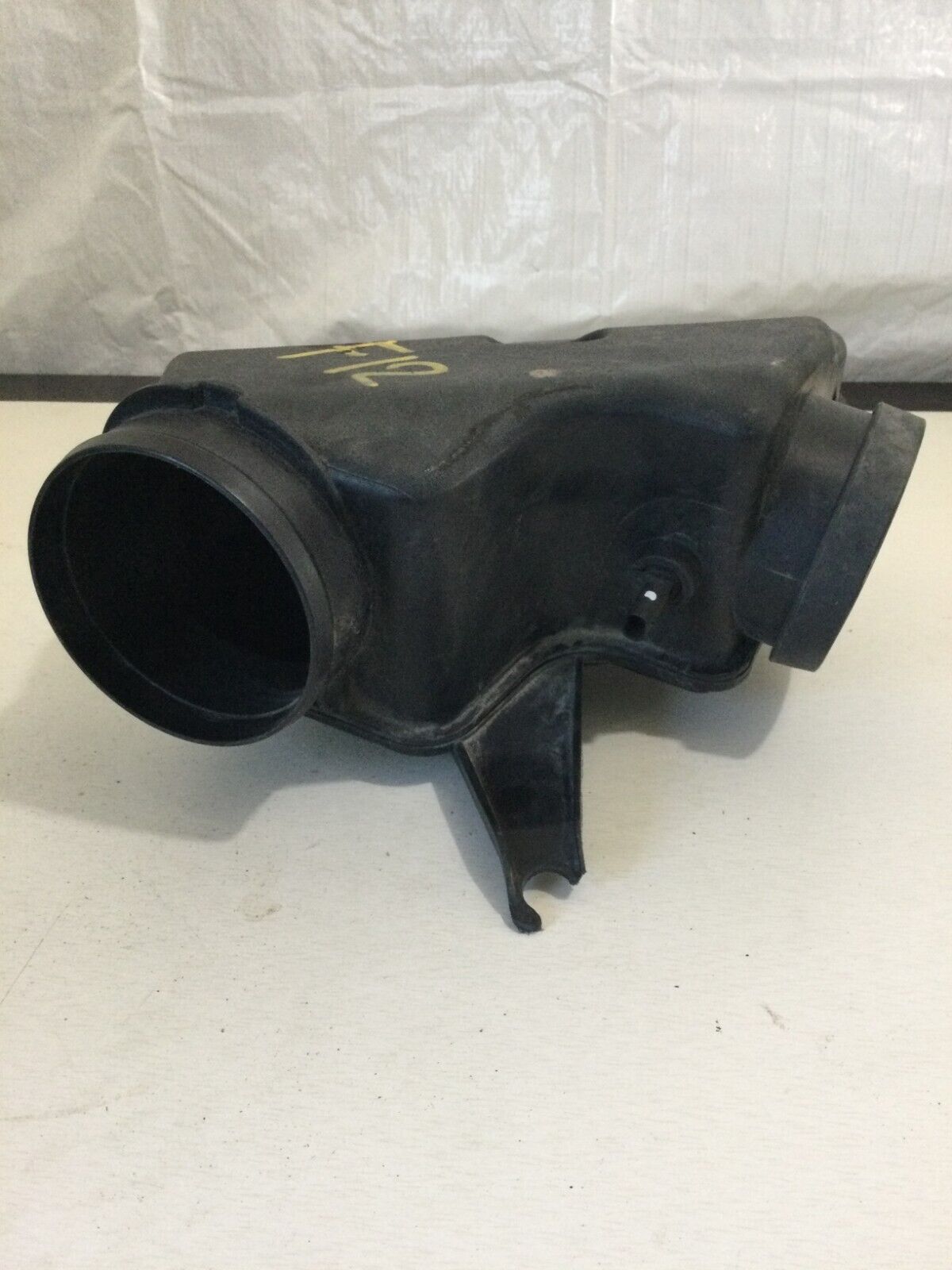 2020 Dodge Grand Caravan Air Cleaner Intake-duct Hose 04861731AD OEM