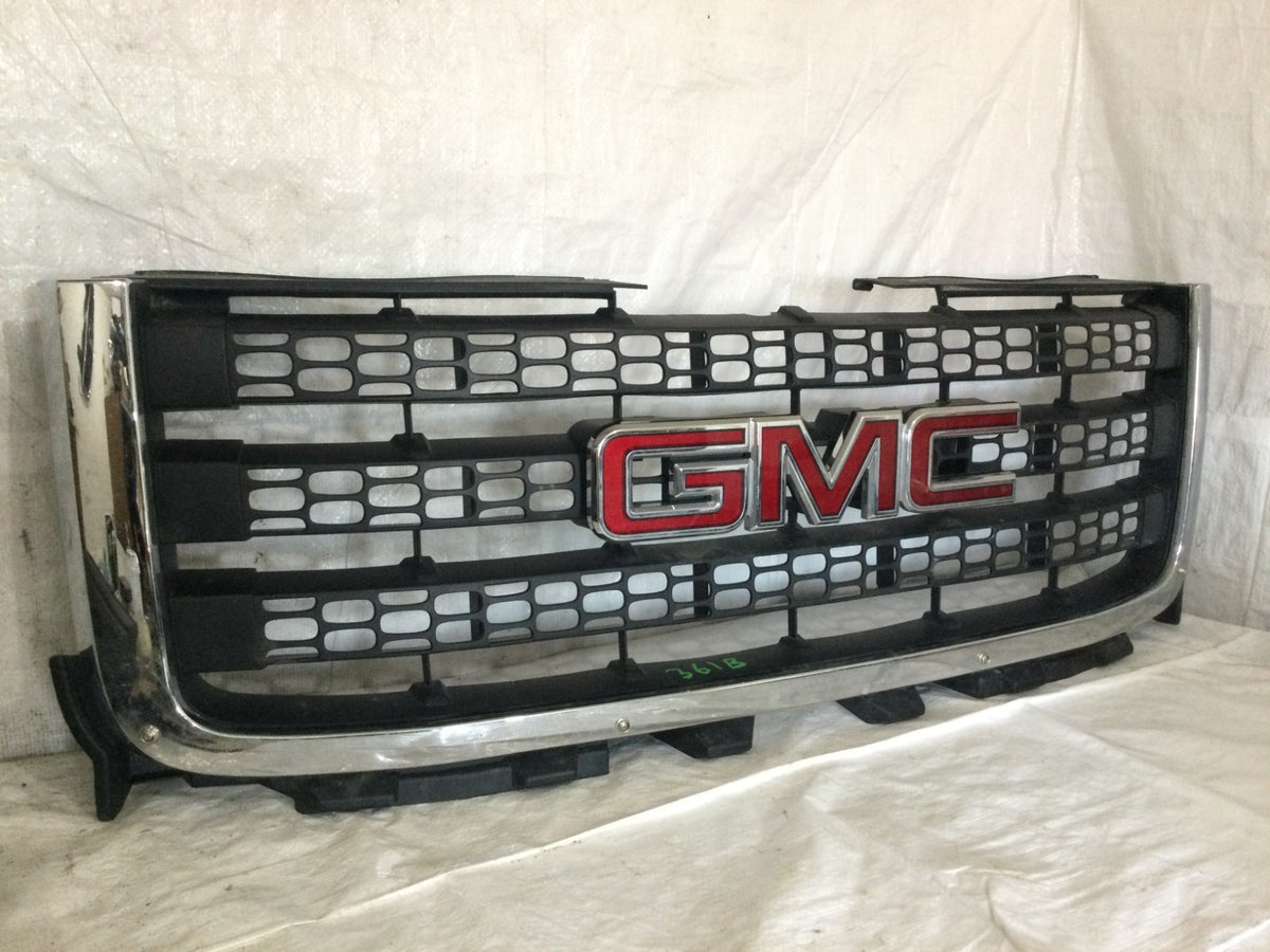2014 GMC Sierra 2500 6.6L Grille OEM