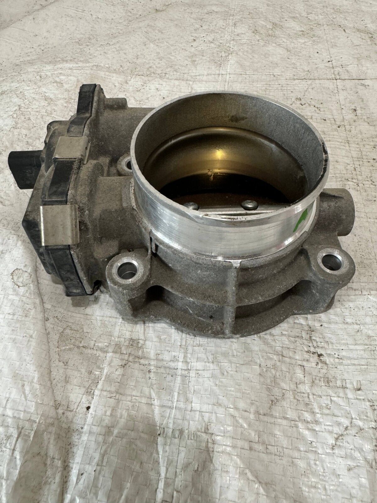 2019 Chevrolet Silverado 1500  Throttle Body OEM