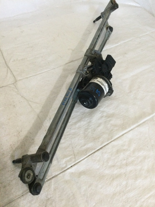 2012 Land Rover LR4 Front Windshield Wiper Motor W/ Linkage OEM