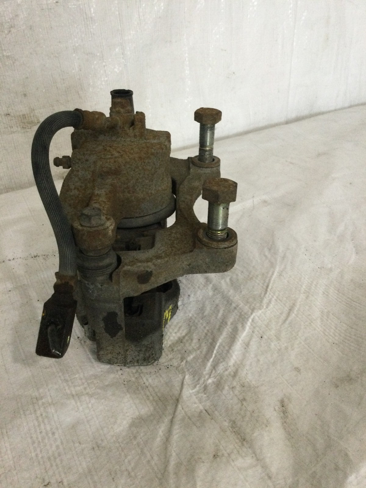 2007 Infiniti G35 3.5L Front Left Caliper OEM