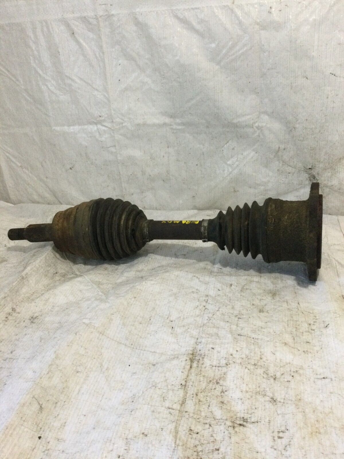 2006 GMC Sierra 2500HD Left Front Axle Shaft OEM