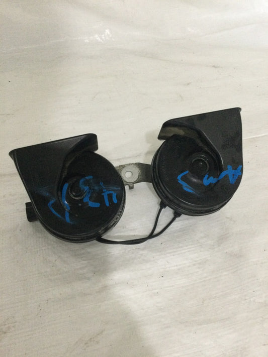 2013 Dodge Ram 1500 5.7L Horn Set OEM