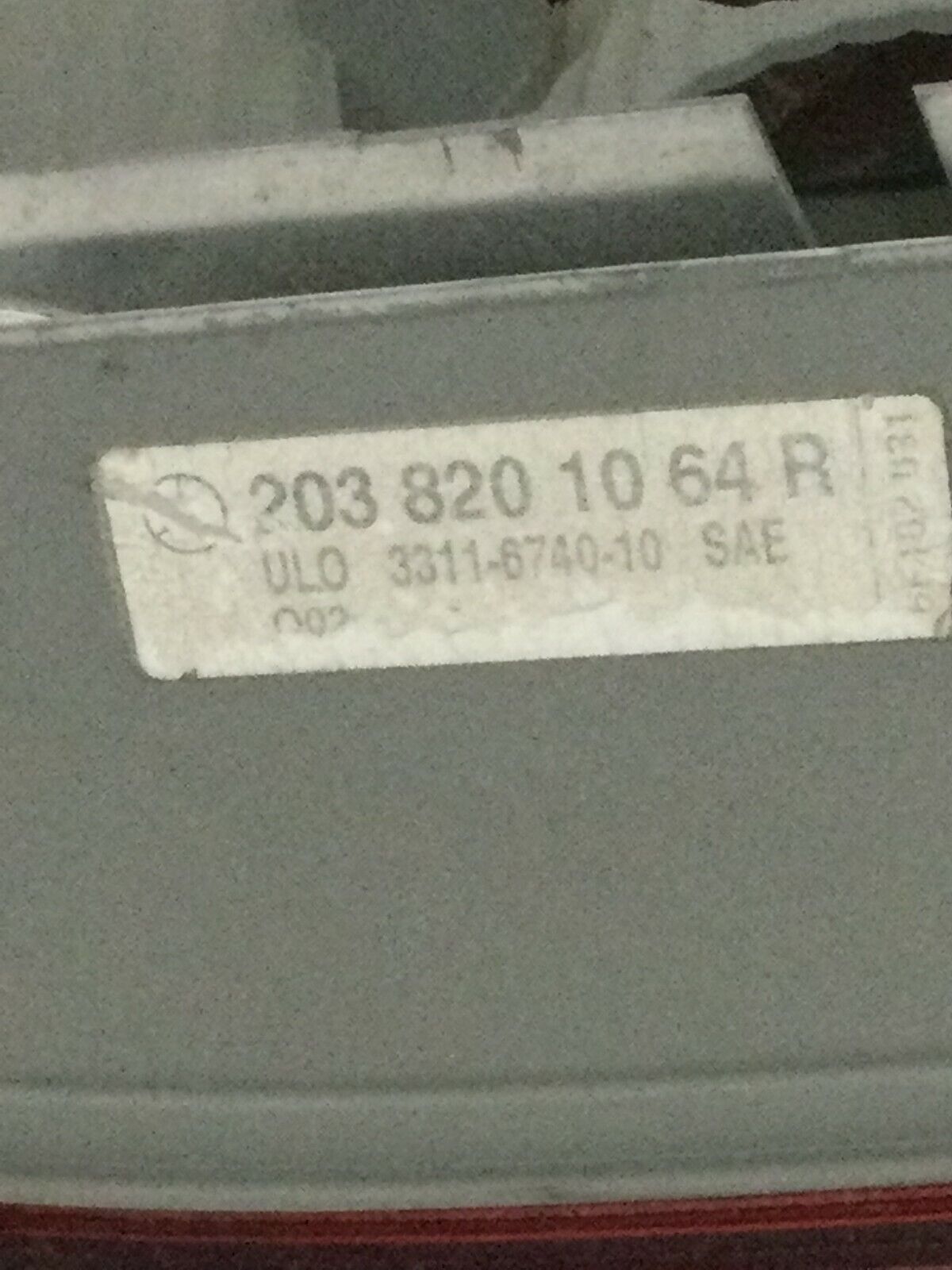 2001-2004 Mercedes-Benz C-240 Right Passenger Tail Light Lamp 2038201064 OEM RH