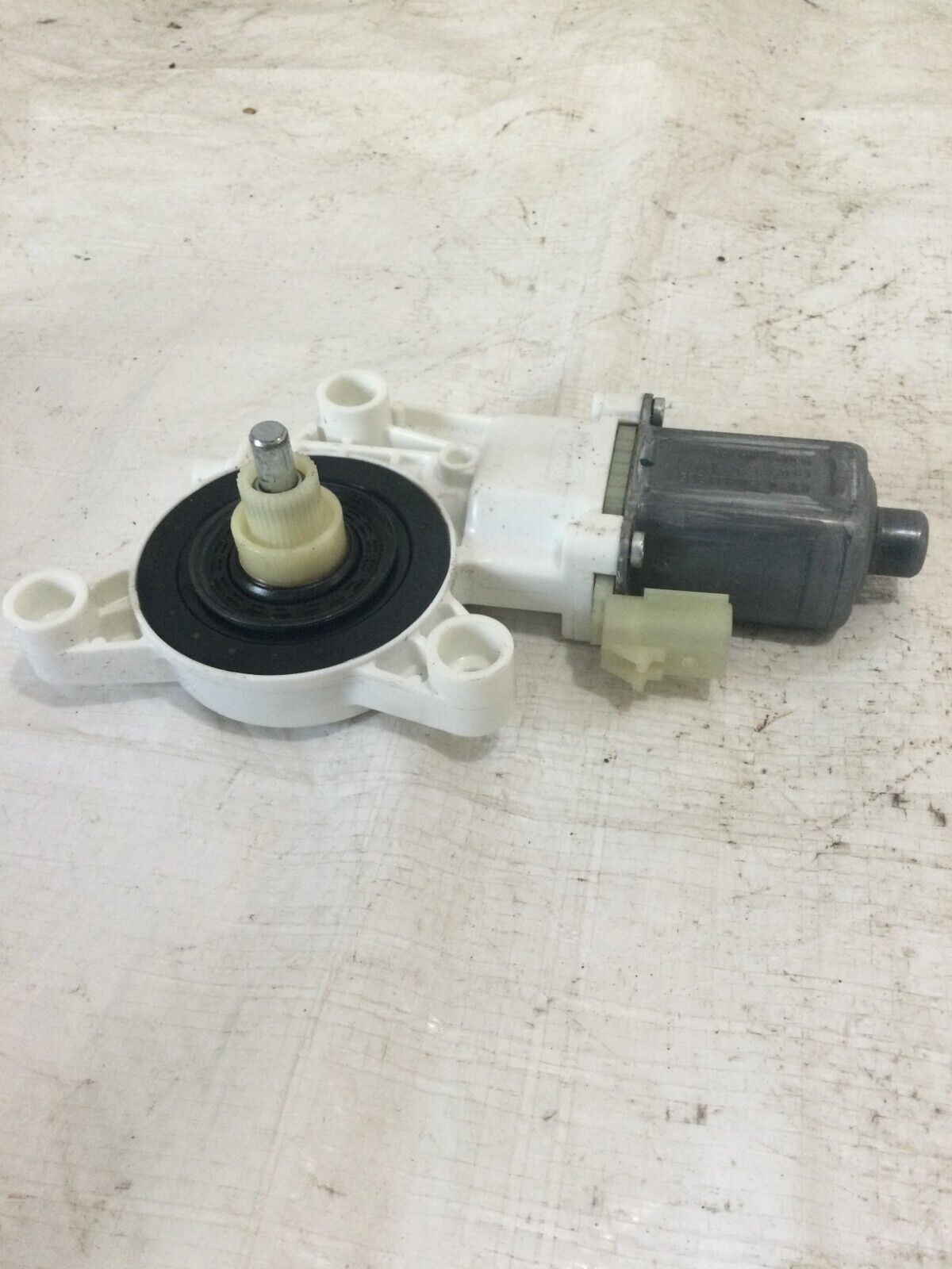 2017 Dodge Grand Caravan Rear Left Power Window Motor OEM
