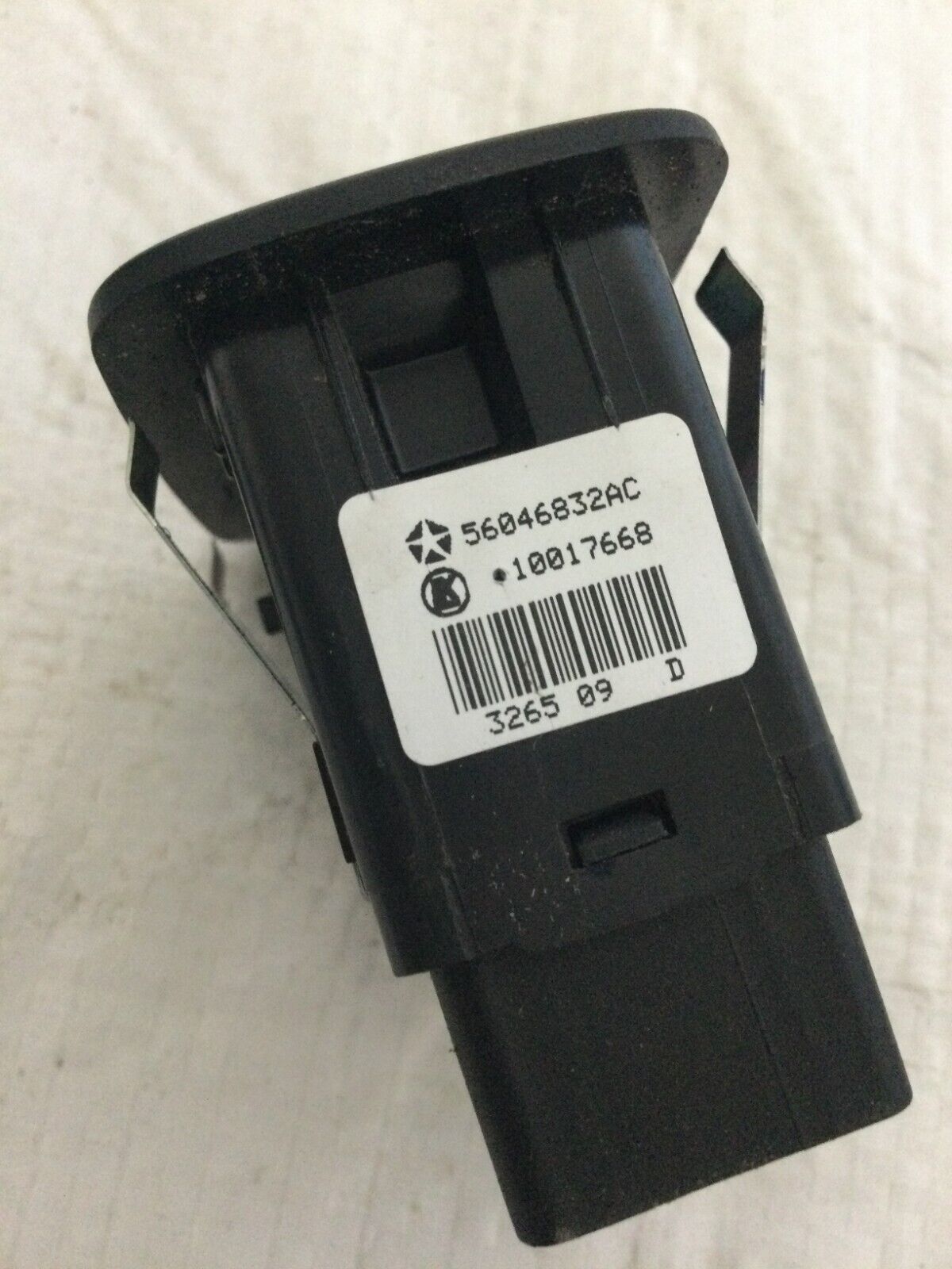 2018 Dodge Ram 1500 Driver Left Rear Power Window Switch 56046832ac UDIZO