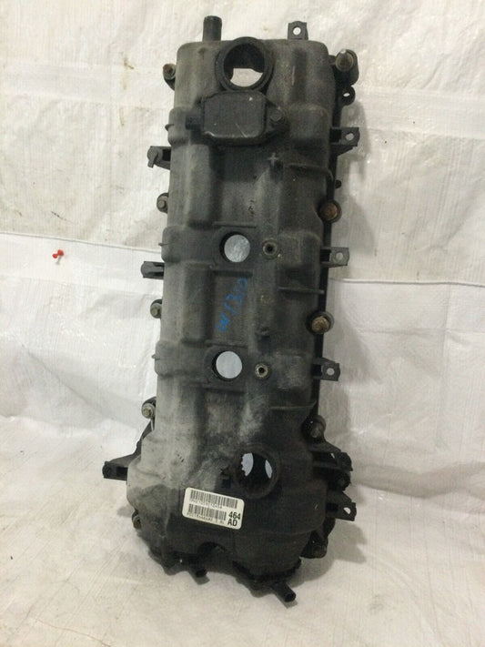 2013 Chrysler Town and Country Vavle Cover w/ Oil Insert OEM