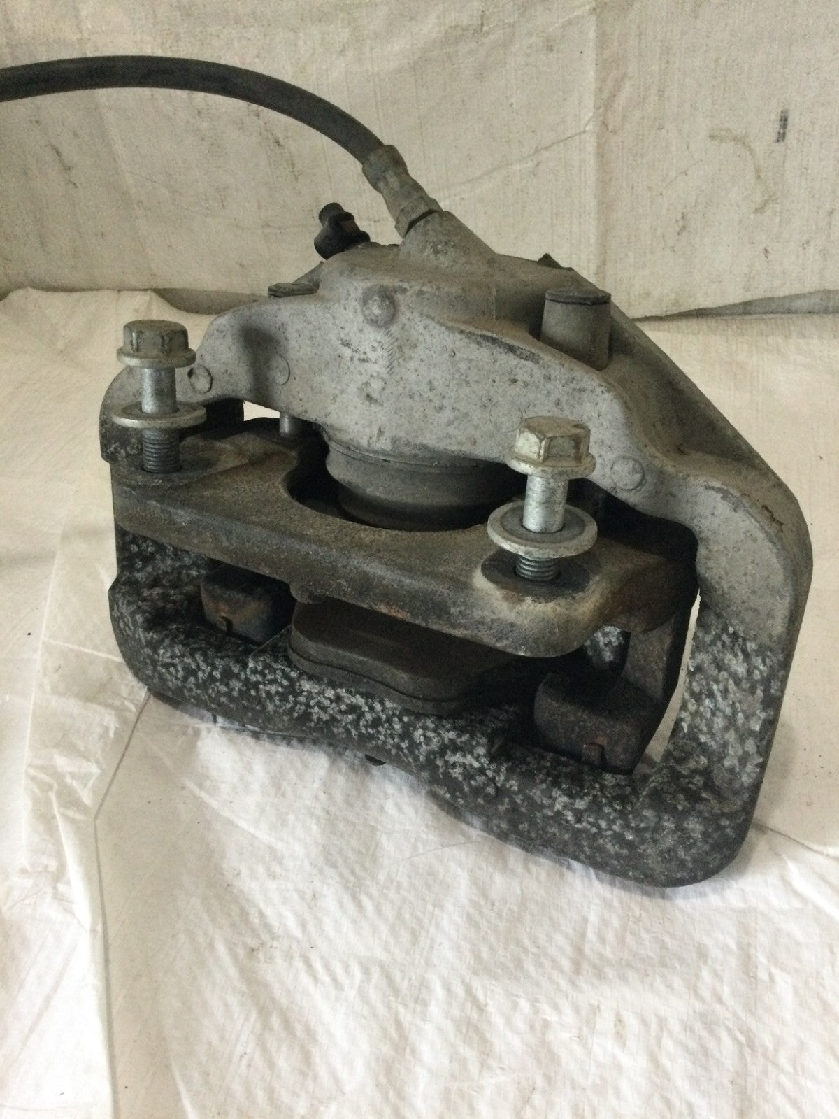 2004 BMW 745I Front Right Passenger Side Brake Caliper OEM RH