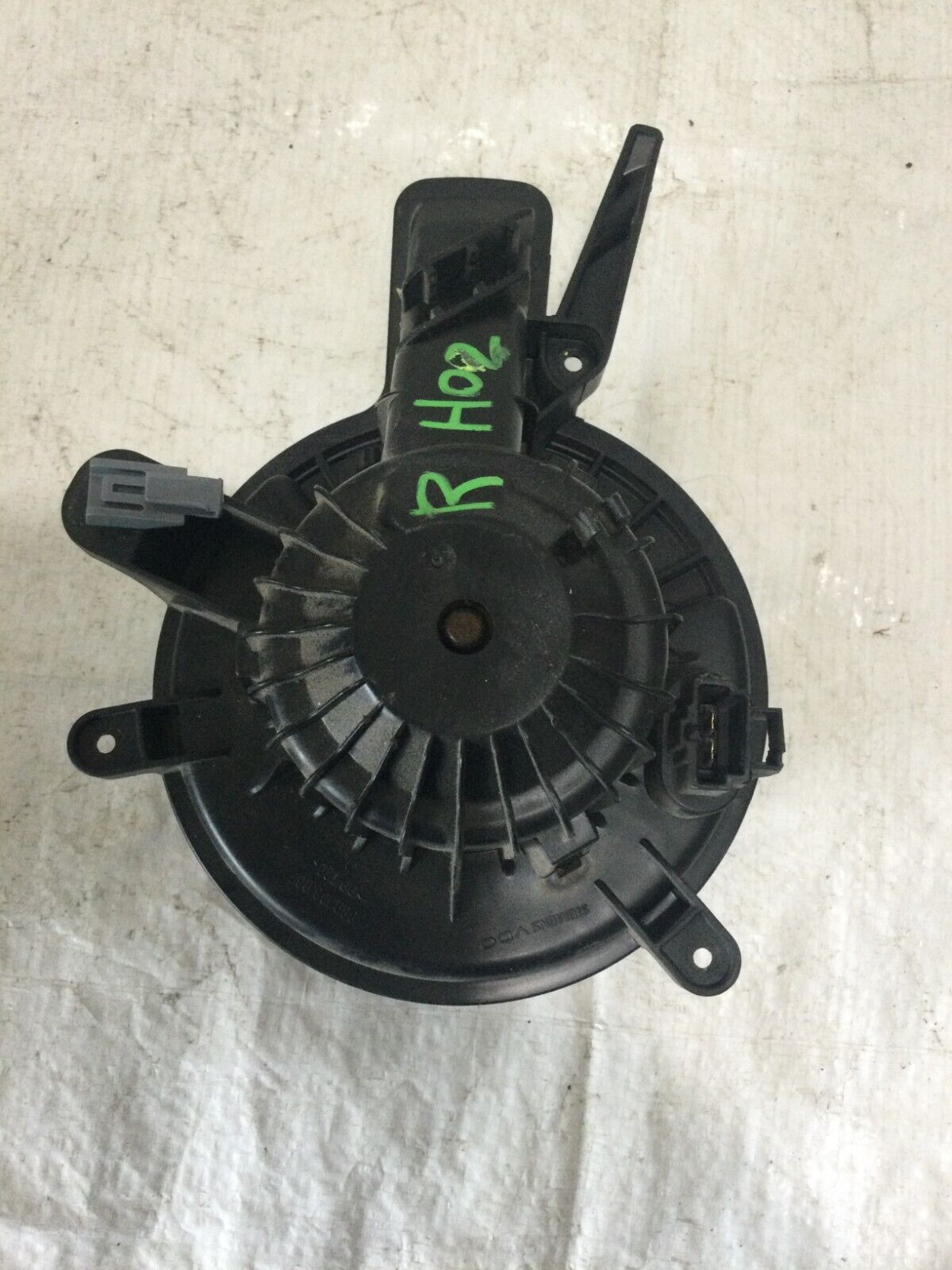 2007-2008 Cadillac Escalade Rear A/C Heater Blower Motor OEM
