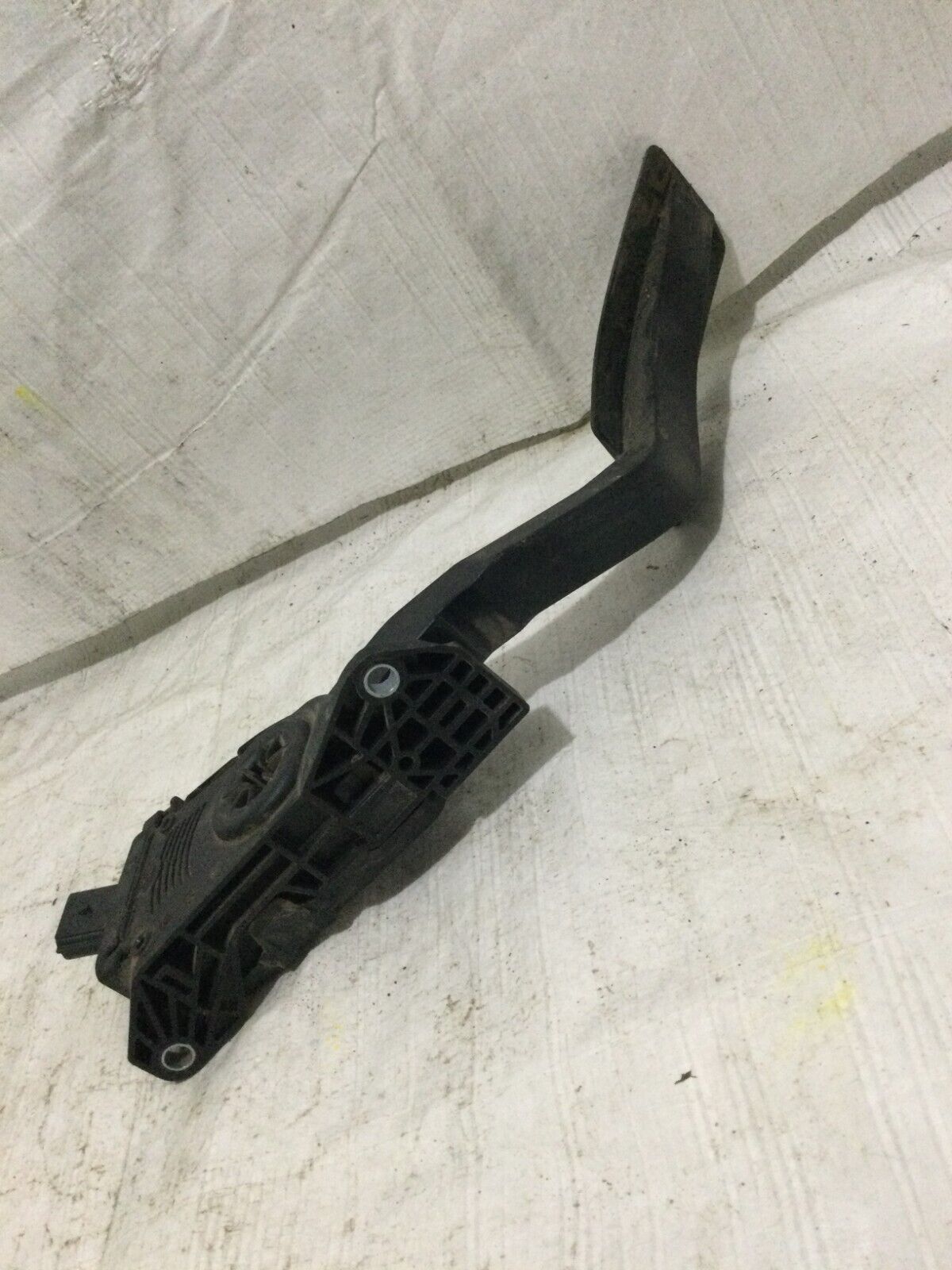 2007 Dodge Ram 1500  Accelerator Gas Pedal OEM