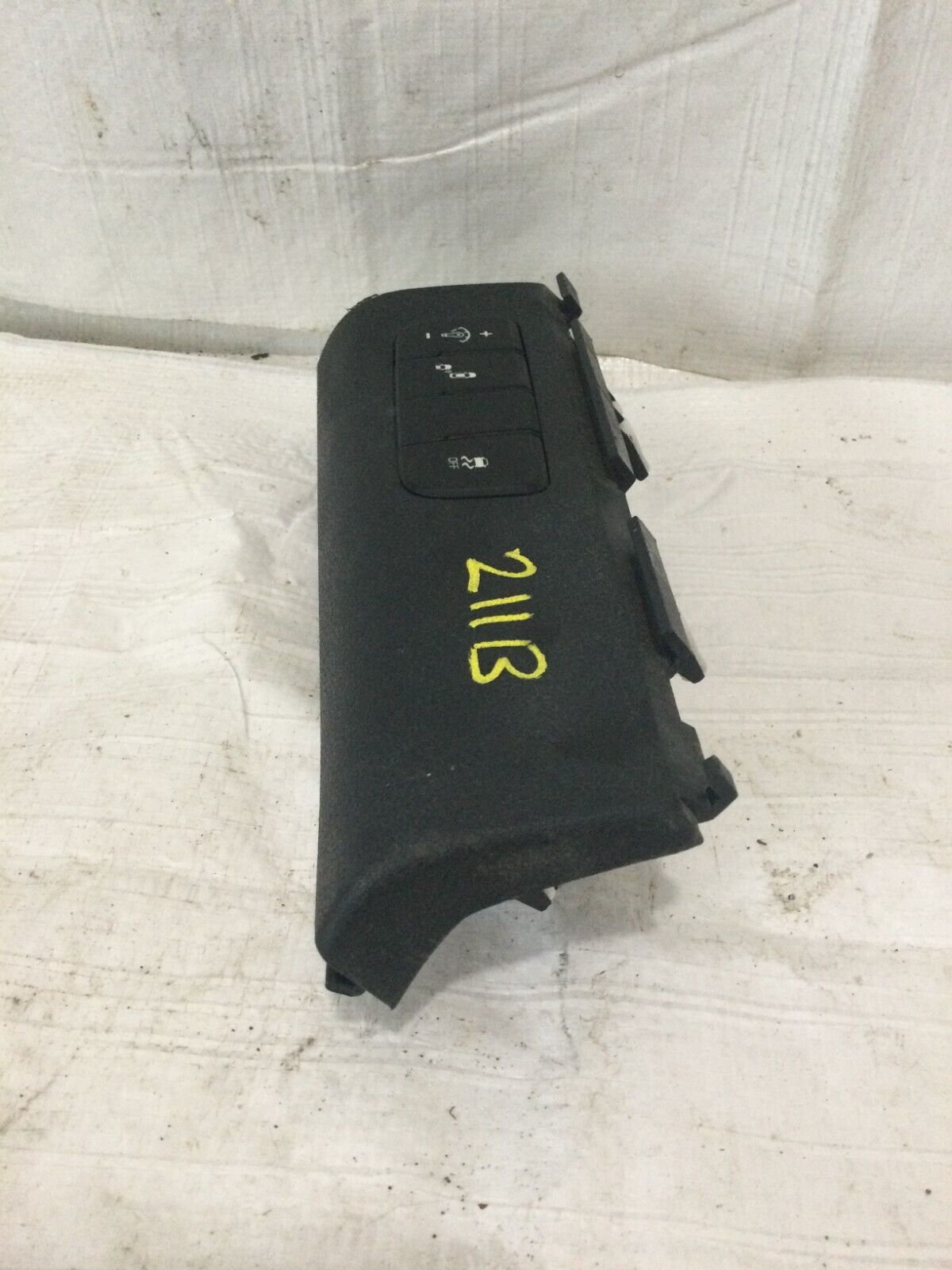2017 Hyundai Elantra  Traction Control  Blind  Spot Switch 93700-F2220 OEM