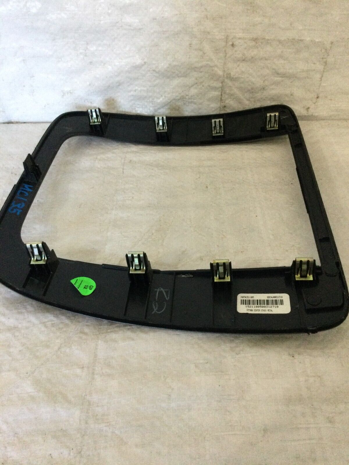 2007 - 2013 Radio Climate Bezel OEM Avalanche Silverado Sierra Tahoe Yukon 