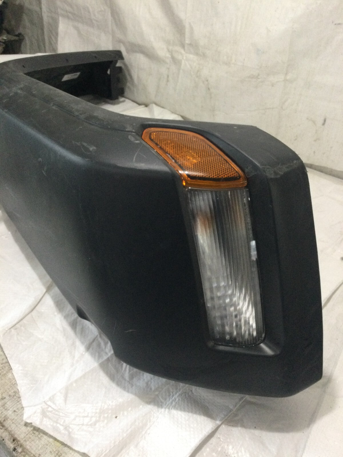 2018 Jeep Wrangler Sport  Fender Flare Front Left OEM ( Have Scratches ) Black