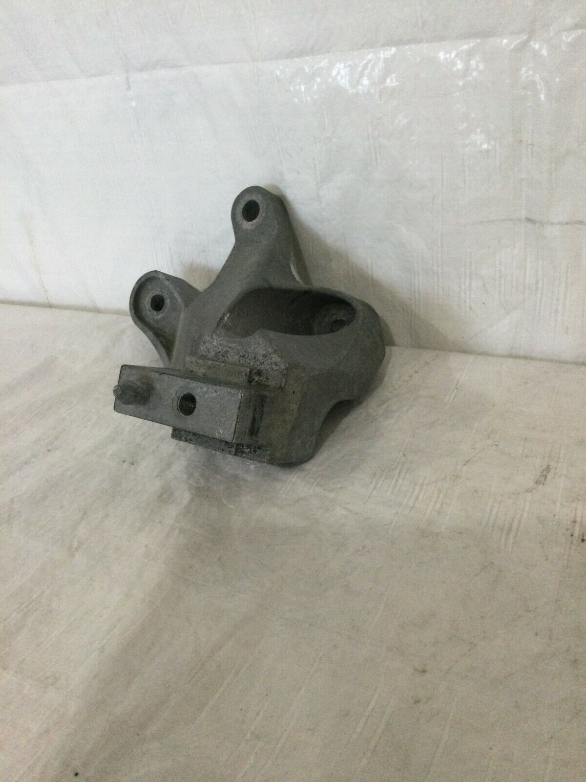 2004 Honda Accord Motor Support Bracket OEM 2.4L
