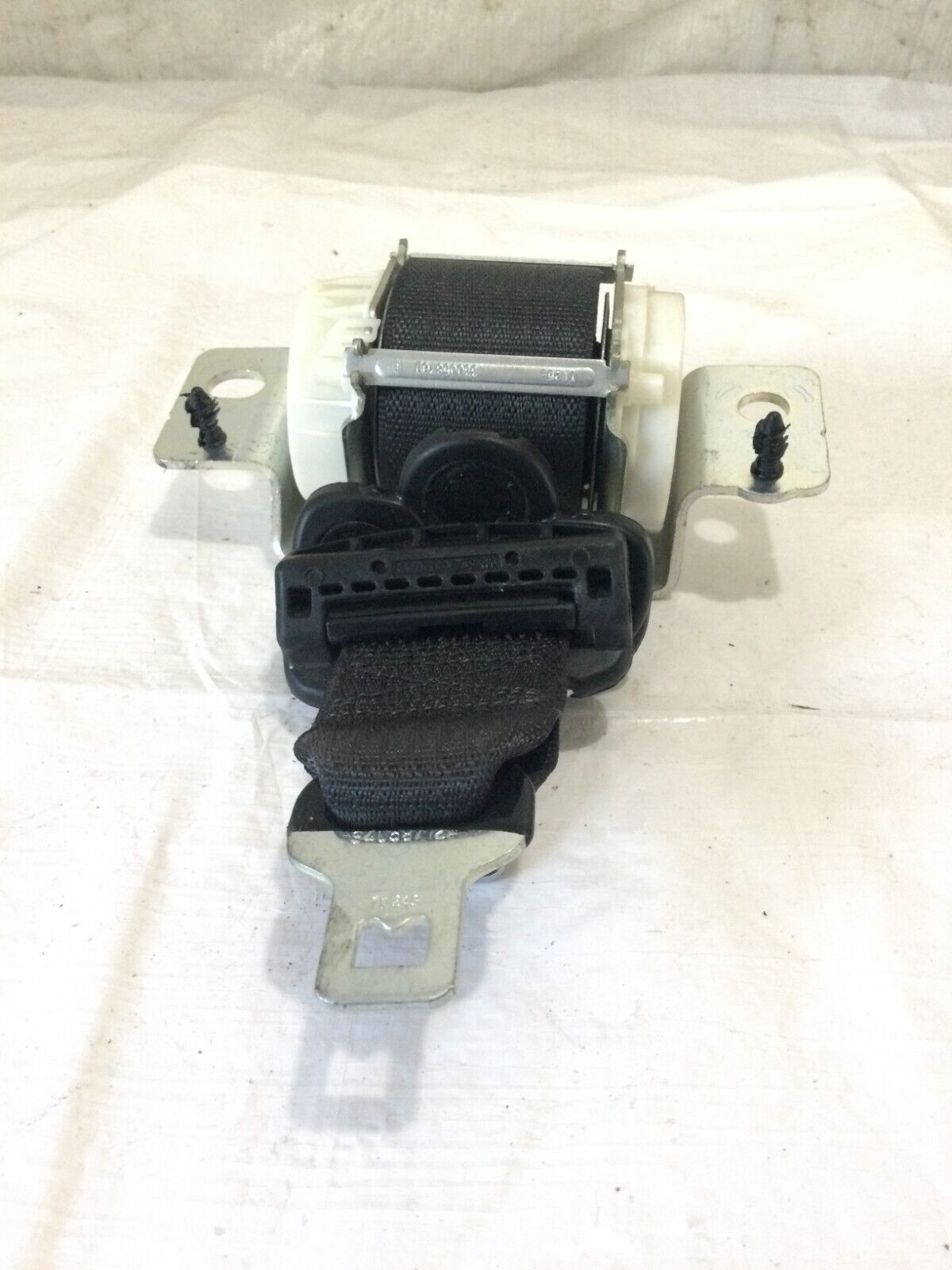 2017 Dodge Grand Caravan Rear Left Center Seat Belt OEM