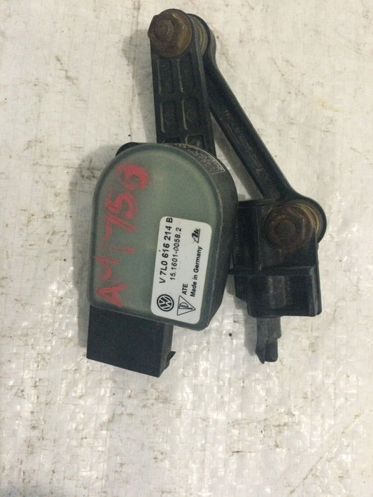 2007 Volkswagen Touareg Front Left Headlight Suspension Leveling Sensor OEM