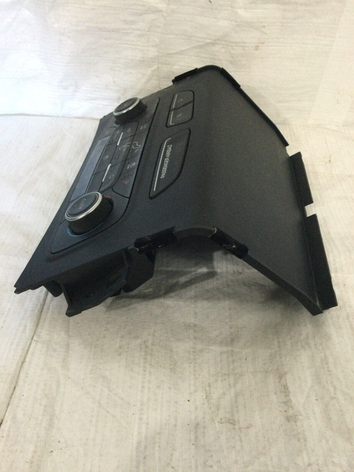 2017-2019 Ford Escape Heater AC Temperature Control Switch Panel GJ5T-18C612-FA
