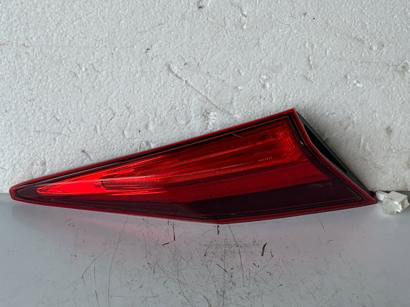 2016-2018 Honda Civic Sedan Inner Right Passenger Side RH Tail Light Lamp OEM