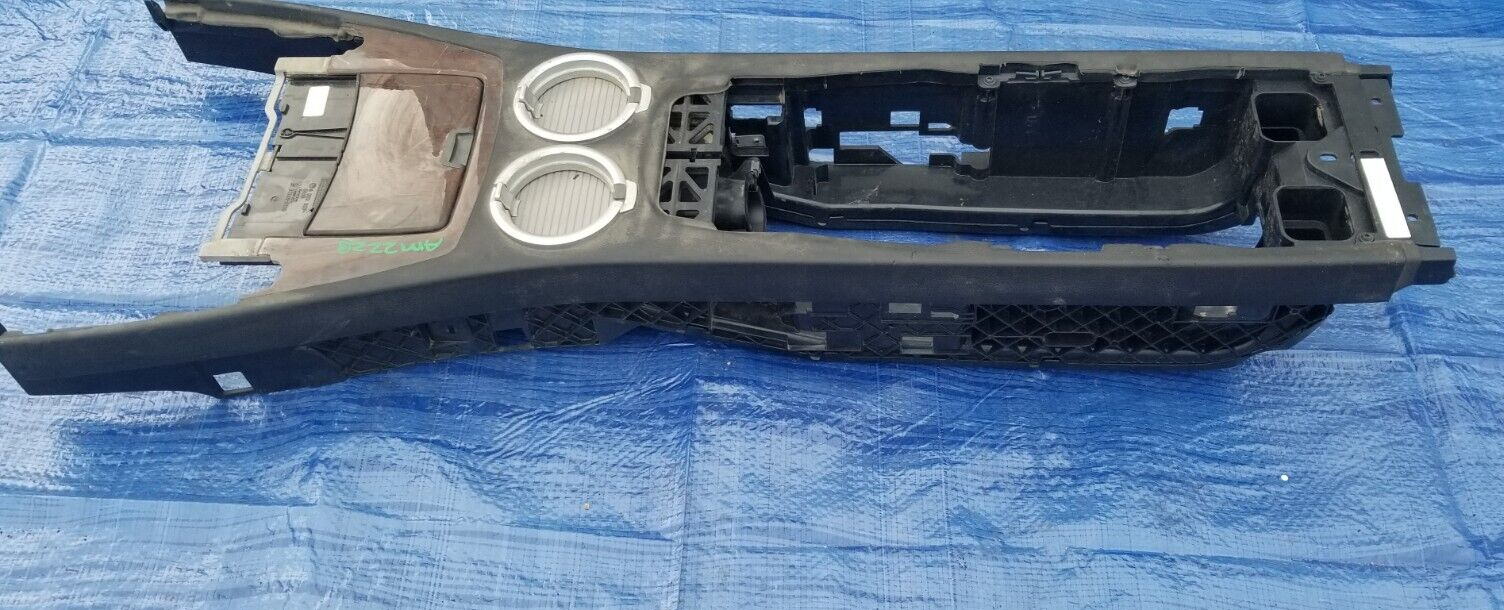 2004 BMW 745Li Center Console Base W/ Cup Holder 8223326 OEM