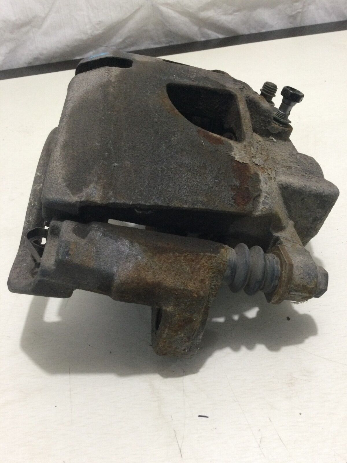 2018 Dodge Ram 3500 6.7L Diesel Front Left Brake Caliper OEM