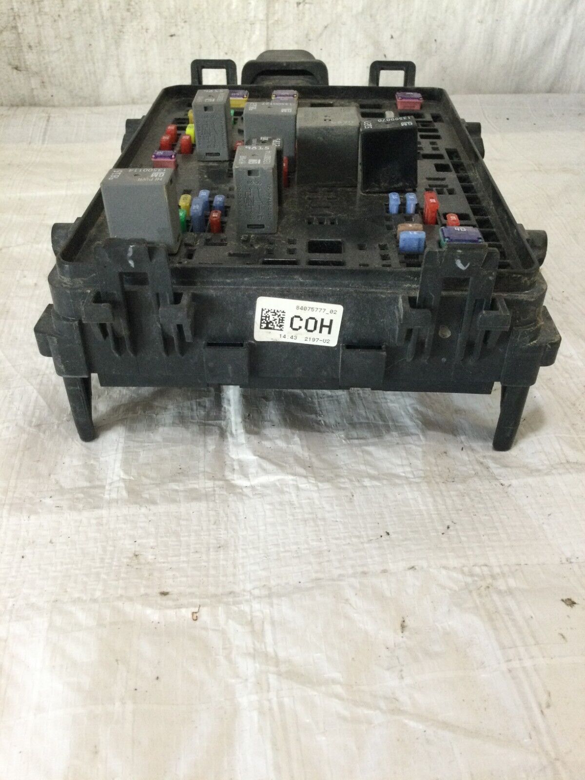 2018 Chevrolet Silverado 1500  Engine Fuse Box Bracket OEM