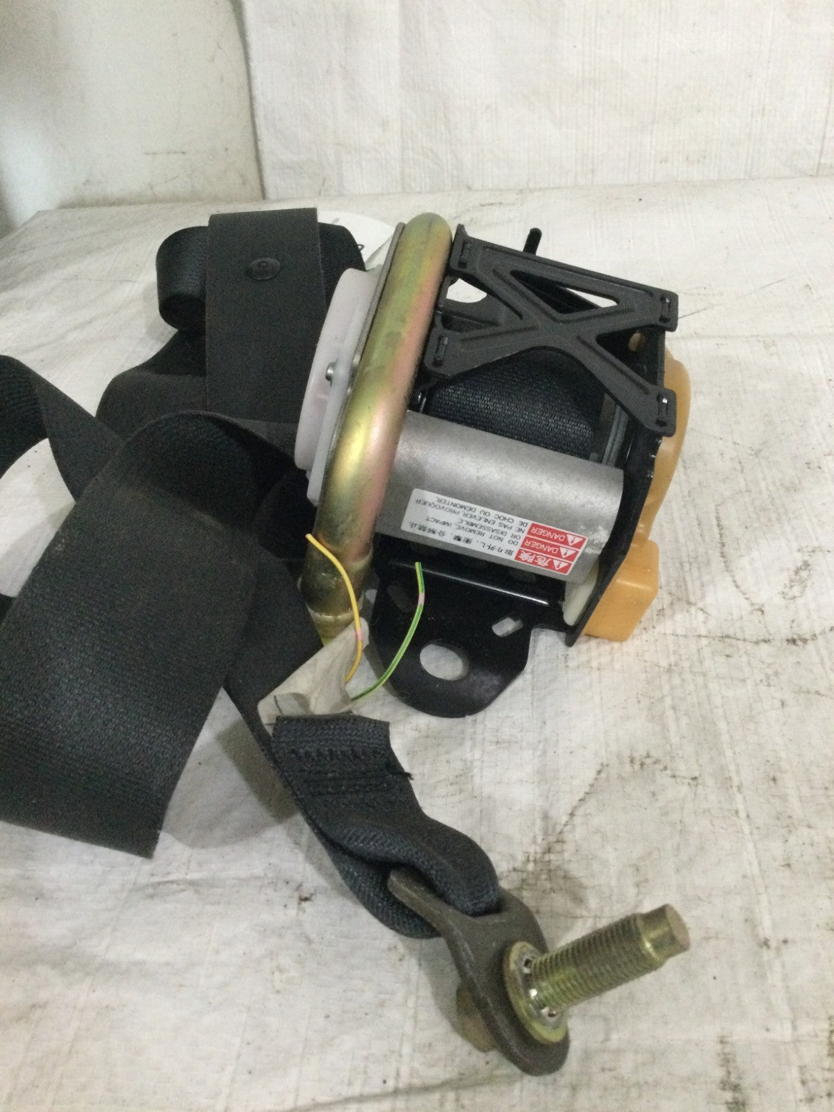 2003 Infiniti FX35 Front Left Driver Seat Belt Retractor OEM TK-AF2-G1812