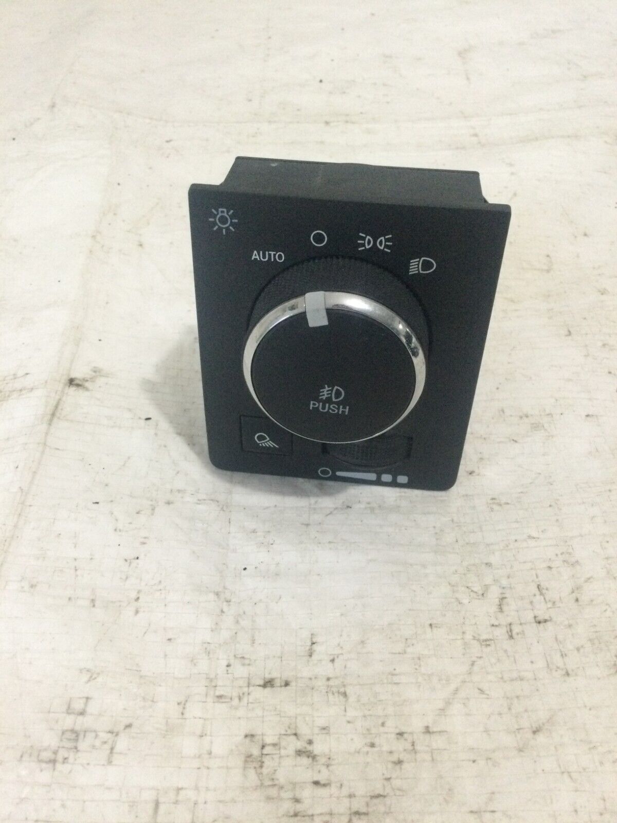 2018 Dodge Ram 3500 Headlight Switch 68189154AA OEM