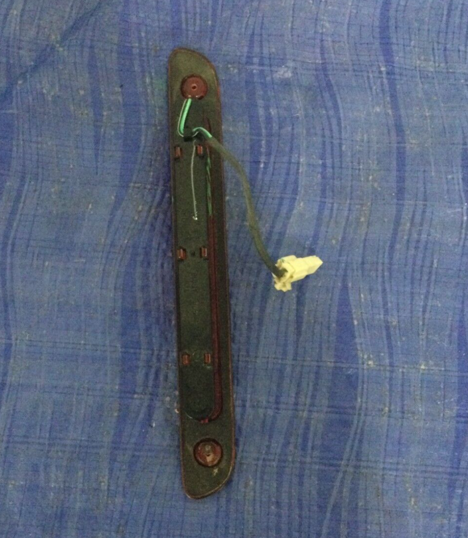 2004 Toyota Sienna 3RD Brake Light OEM