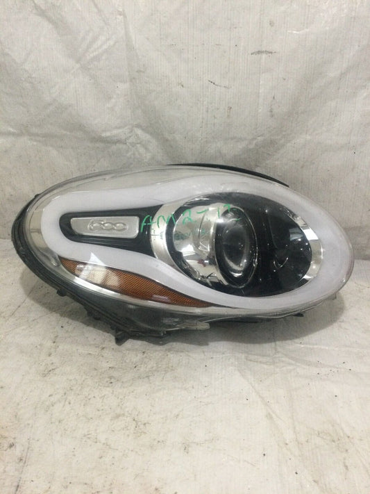 2015 Fiat 500 Headlight Right Passenger Side OEM RH ( DAMAGE HOUSING )