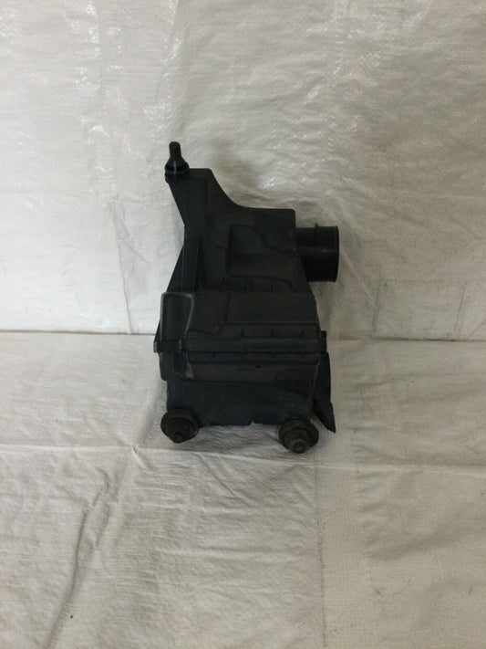 2008 Nissan Versa Air Filter Box Assembly OEM