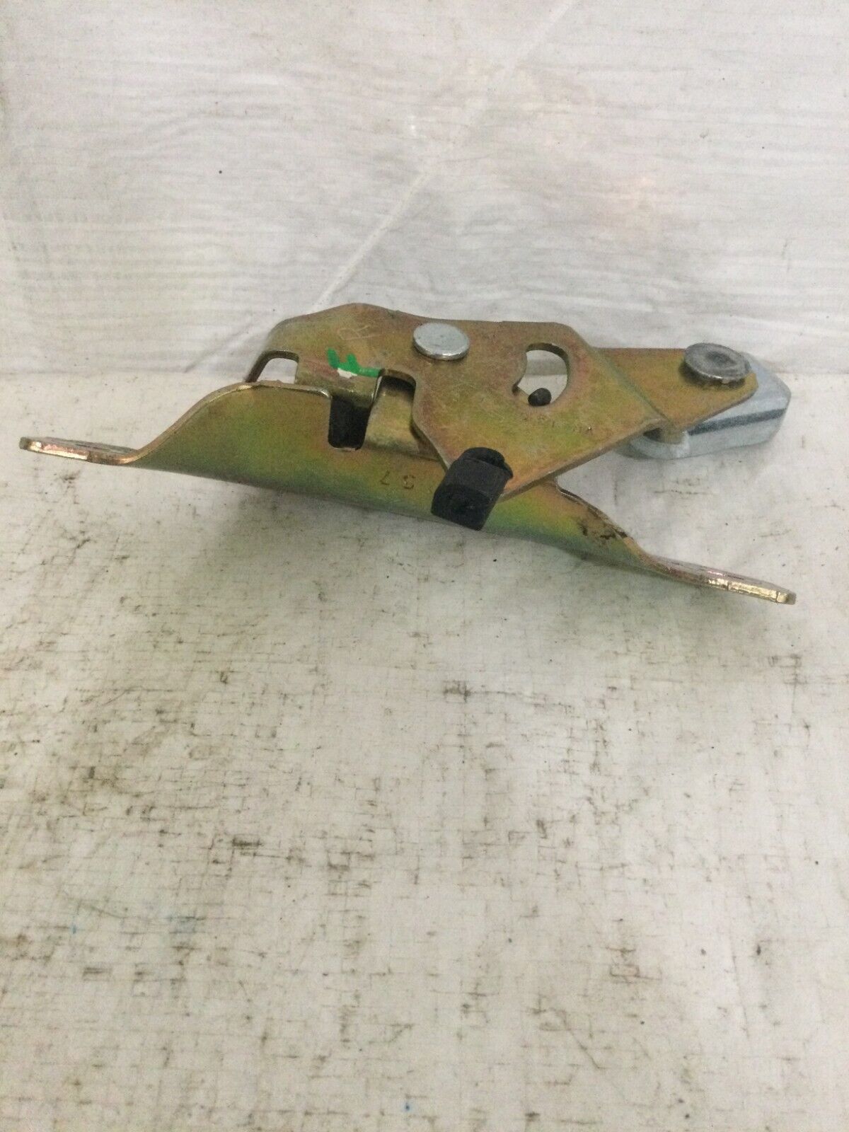 2004 Dodge Ram 1500 Front Right Door Hinge OEM