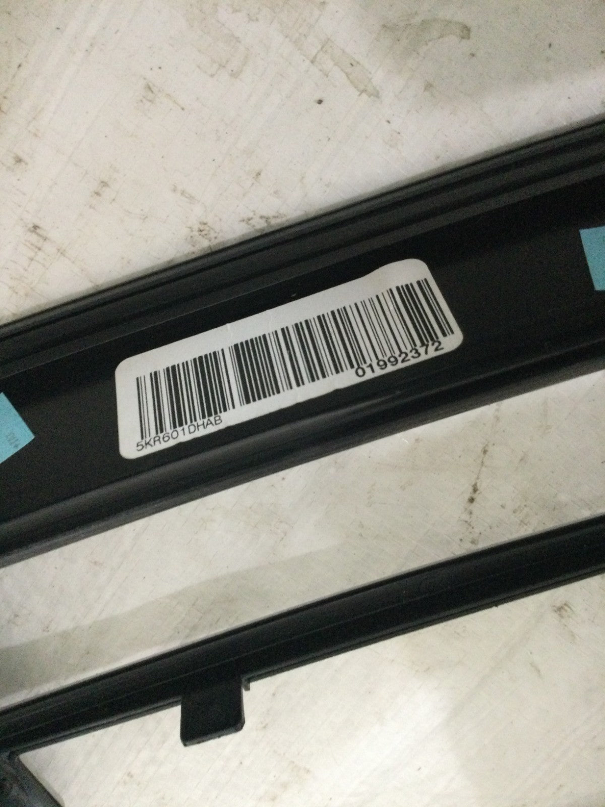 2007 Dodge Ram 1500 Dash Radio Climate Control Vents Trim Bezel OEM 5KR601DHAB