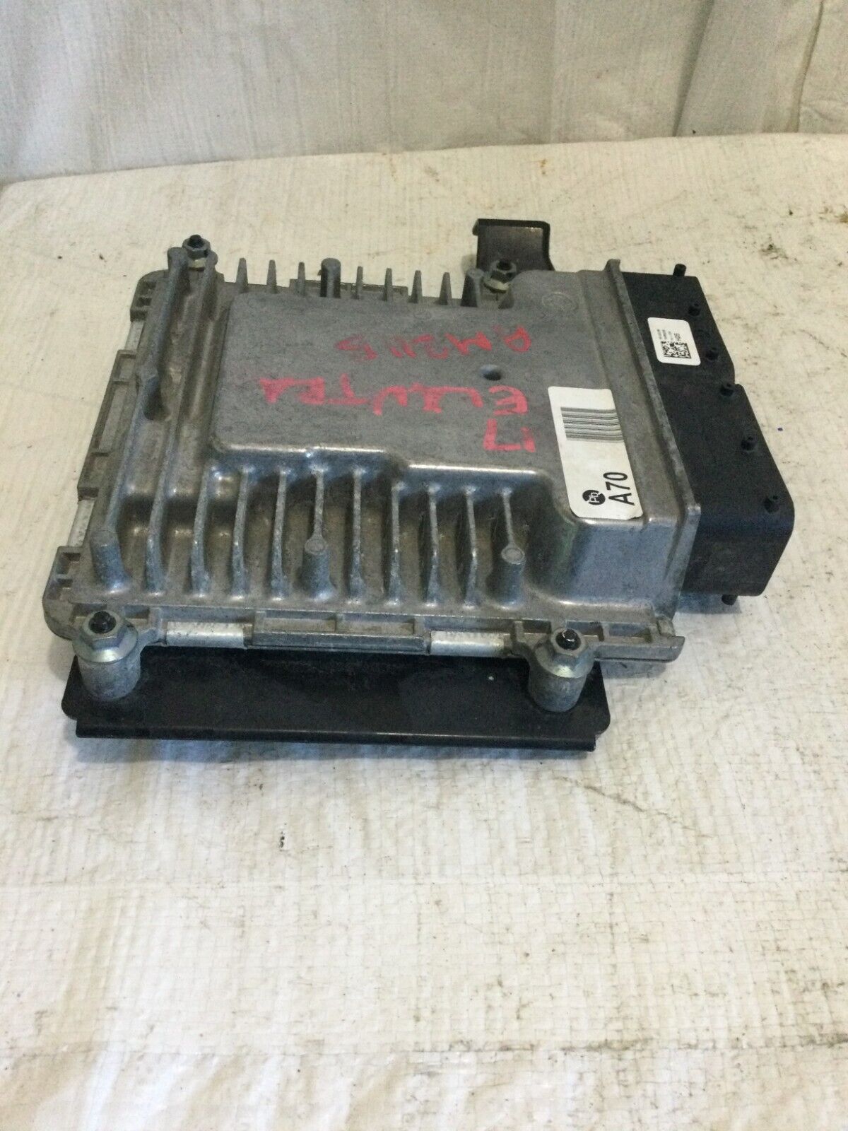 2017-2018 98162100 Hyundai Elantra Engine Control Module Unit OEM
