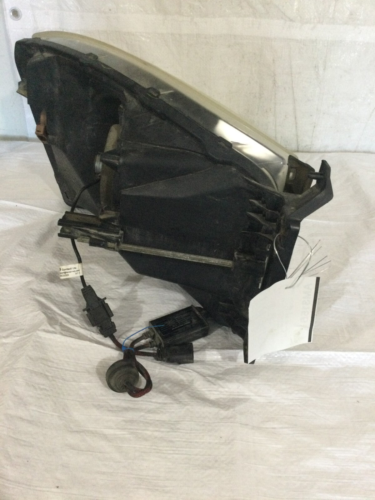 2007 Dodge Ram 2500 Driver Side LH Headlamp Assembly OEM