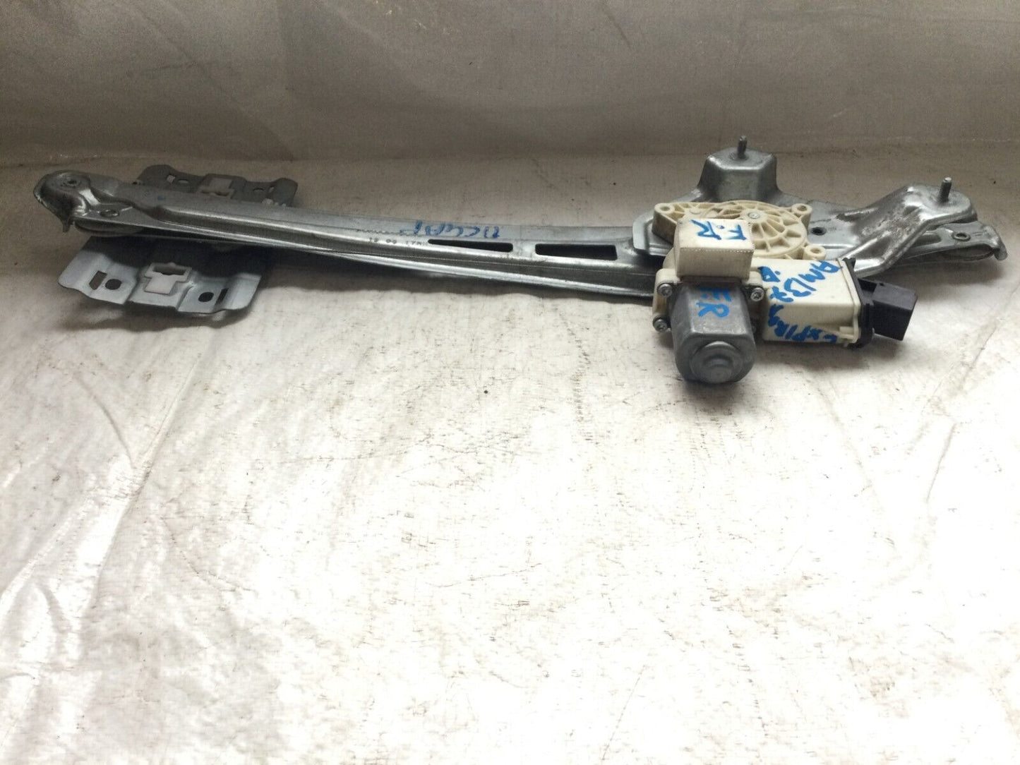 2017 Ford Explorer Front Right Window Regulator Motor OEM