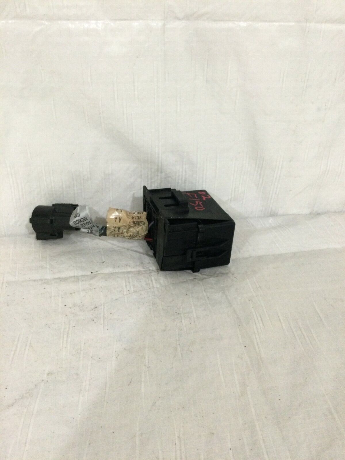 2002 Ford F-150 F150 Headlight Relay W/ Pigtail Connector OEM