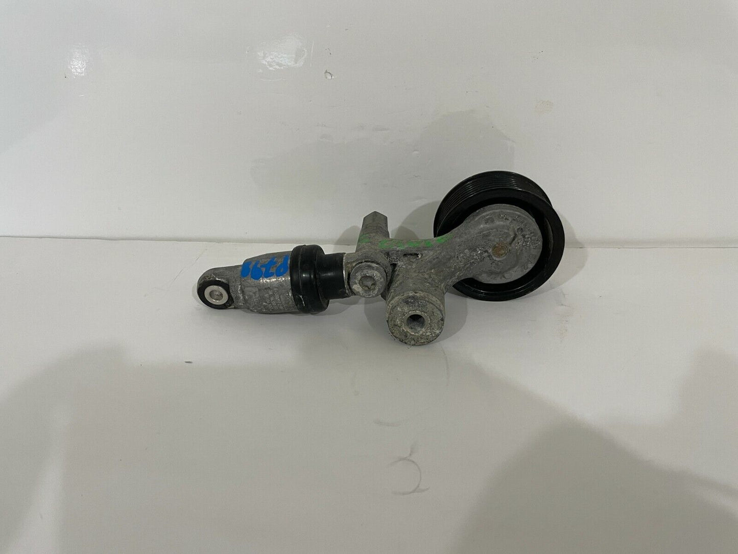 2017 Honda Civic OEM 2.0 Engine Belt Pulley Hydraulic Tensioner