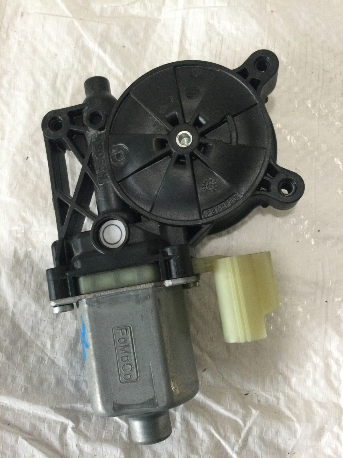 2017 Ford F-150 Rear Back Glass Window Sliding Motor OEM 512250AA