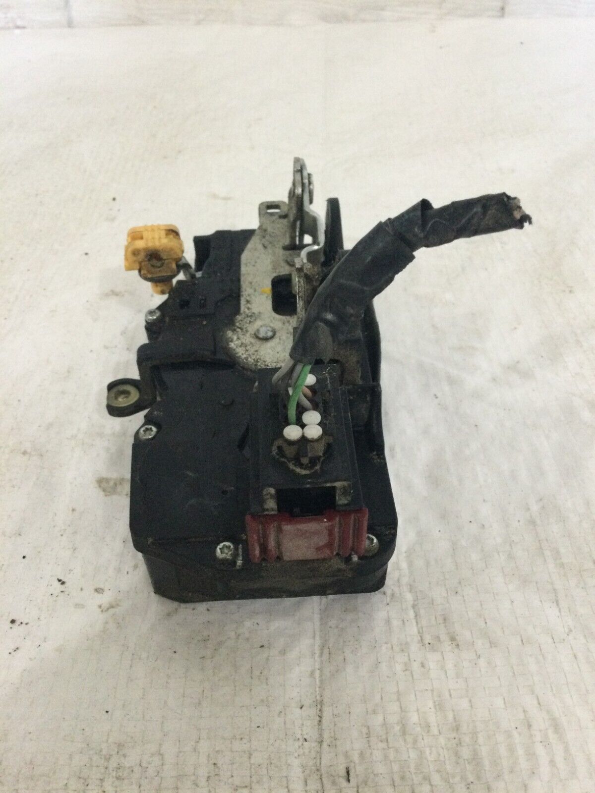 2005-2007 Hummer H2 Front Left Door Lock Latch Actuator OEM