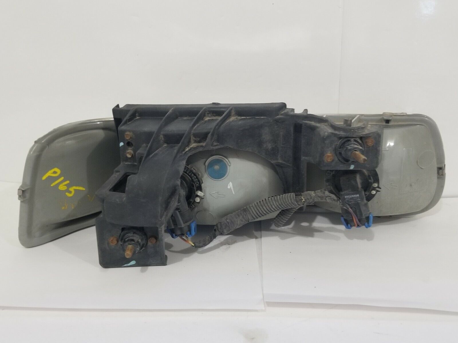 Driver Left Head light Headlamp OEM 99 00 01 02 Chevy Silverado 1500 