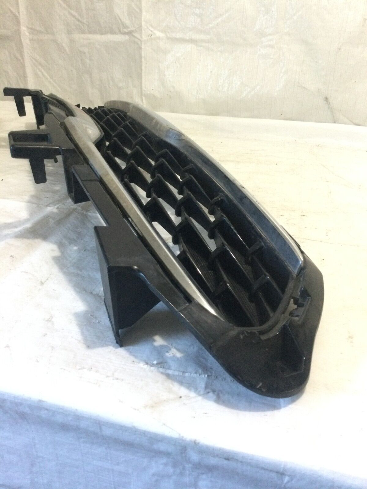 2019- 2021 Kia  Front Upper Grille 86351-M7010 OEM
