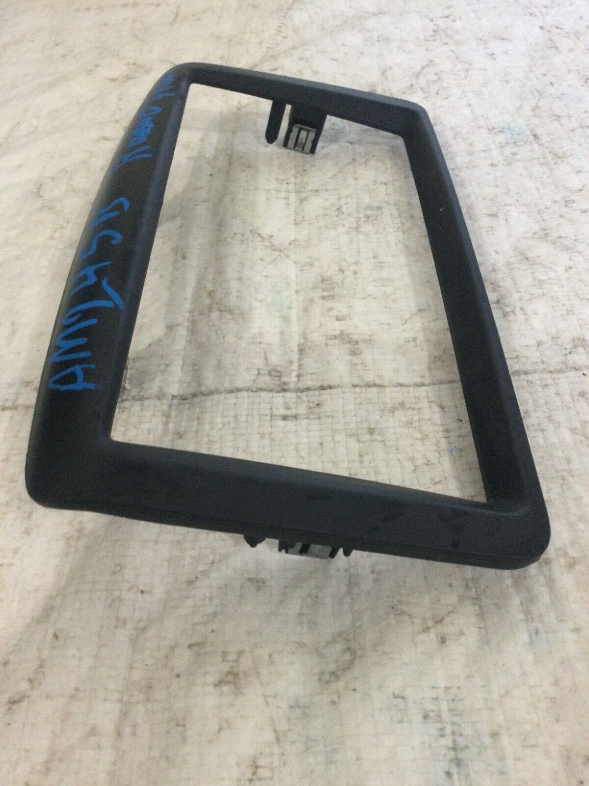 2017 Dodge Grand Caravan Town Country Radio Navigation Display Trim Bezel OEM