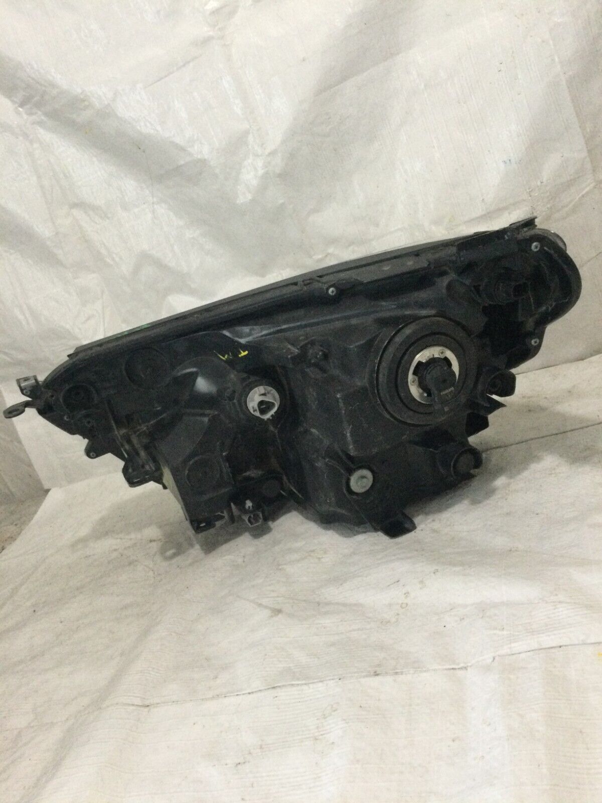 2017 Toyota Rav4 LED Headlight Right Passenger Side OEM ( DAMAGED TAB )