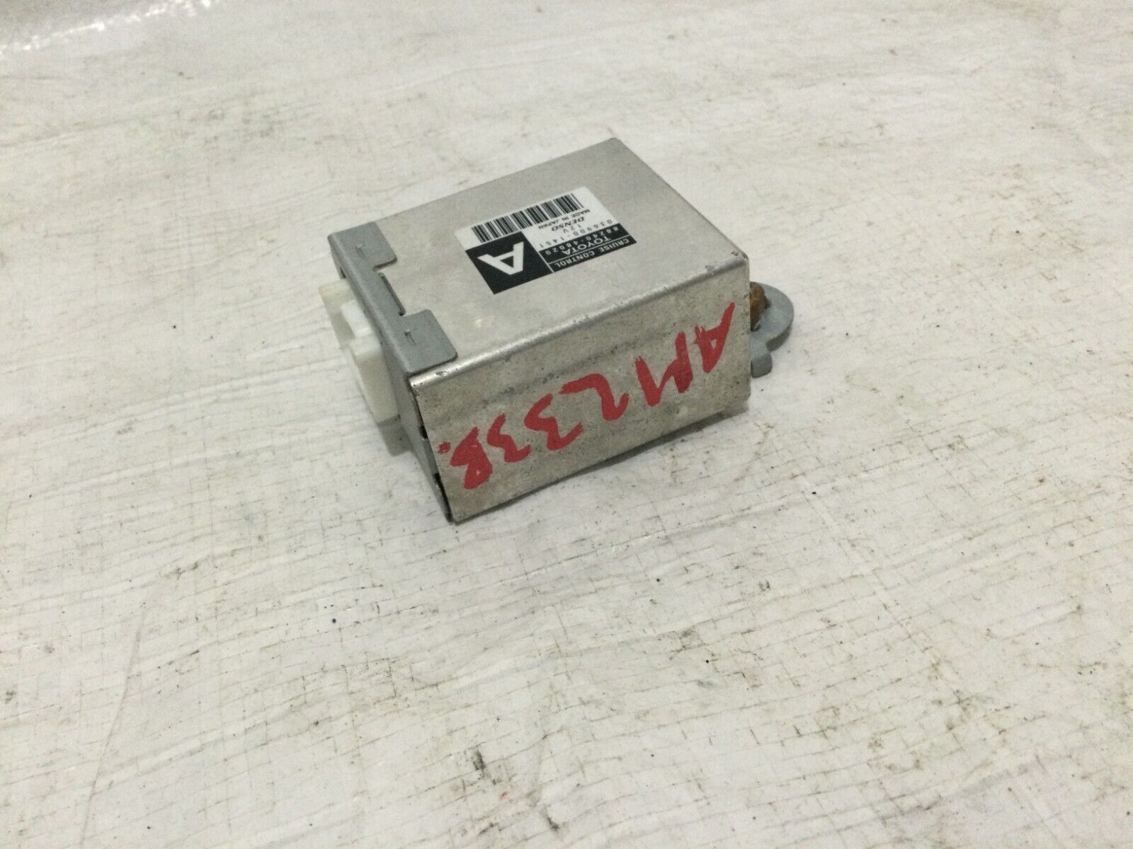 2001-2003 Toyota Highlander Cruise Control Computer Module 88240-48020 OEM