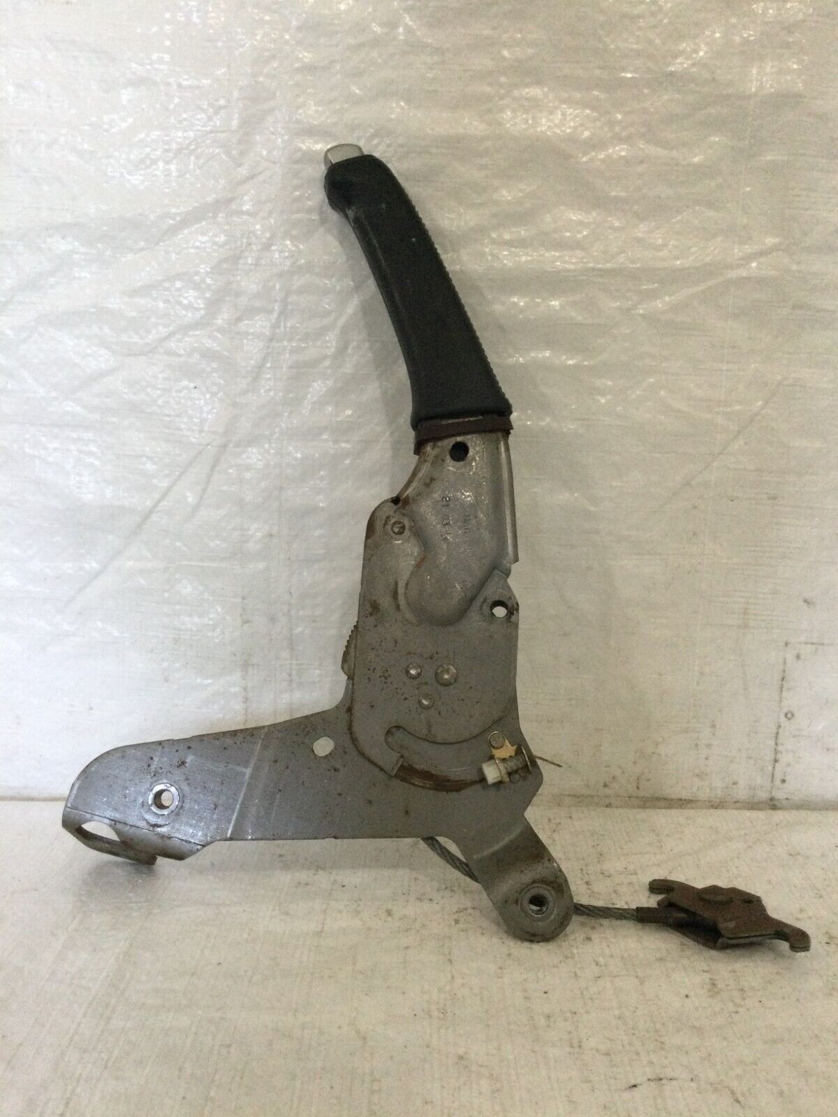 2004 Volvo S60 Emergency Hand Parking E Brake Handle OEM