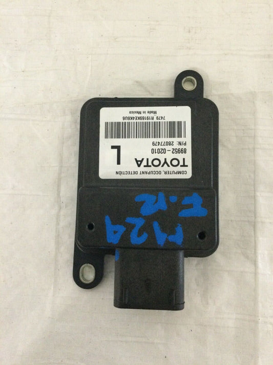 2009-2011 Toyota Corolla Chassis ECM  Bag Occupant Detection 89952-02010 OEM