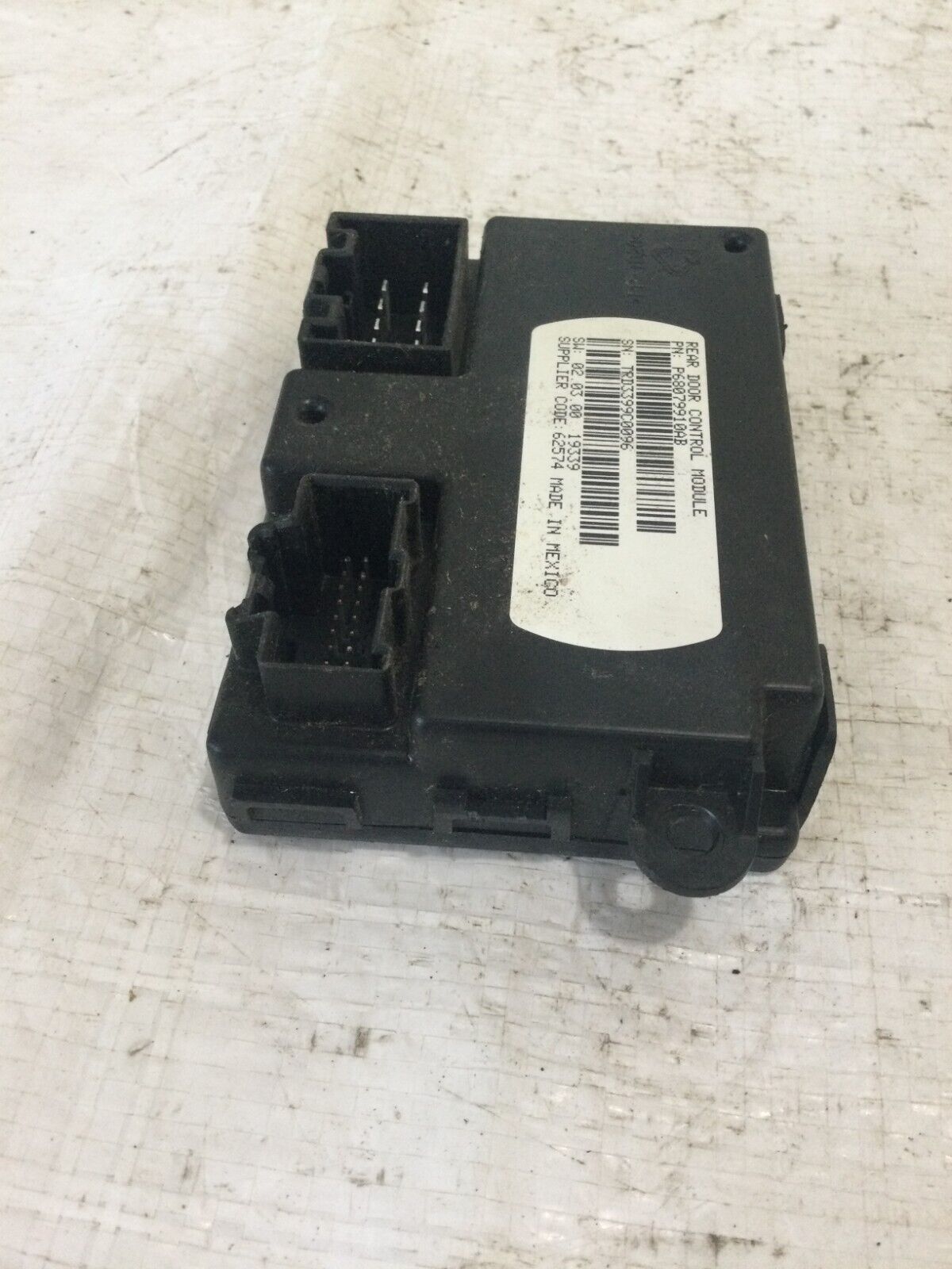 2017 Dodge Grand Caravan Sliding Door Power Control Module 68079910AB OEM