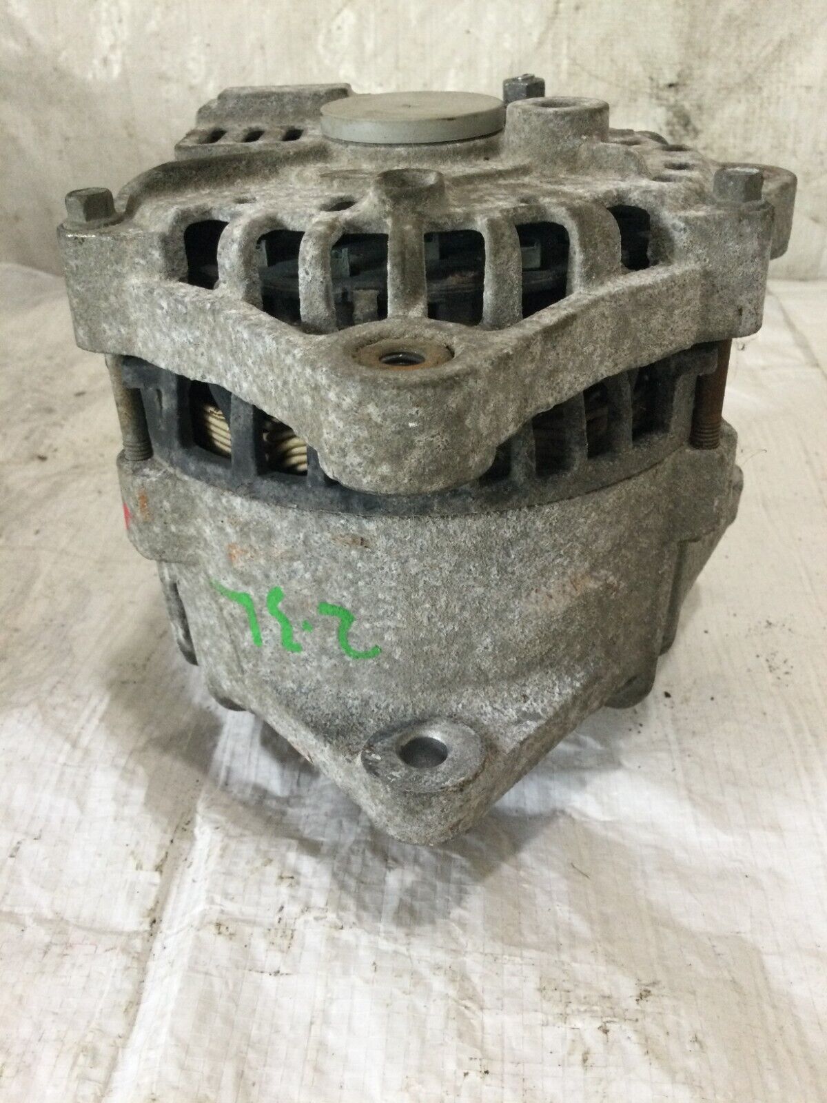 2006 Ford Ranger  Engine  Alternator Assembly  A0141F  OEM