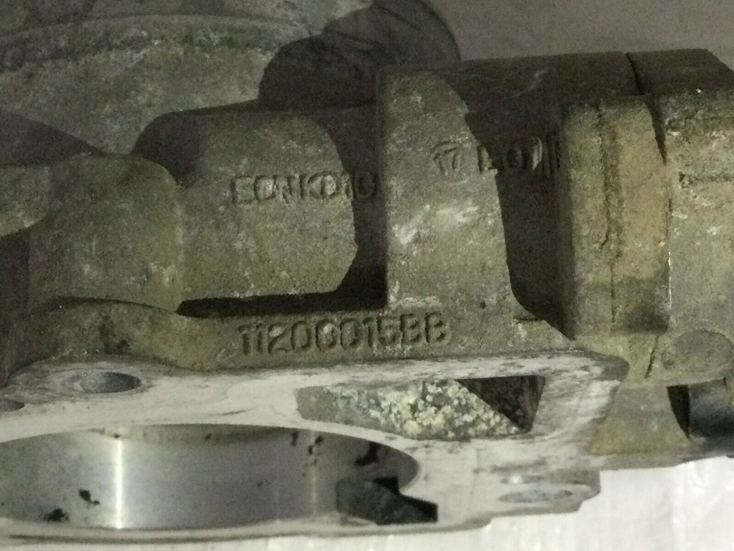 2001-2003 Dodge Durango Throttle Body Valve Assembly 11200015BB OEM 4.7L